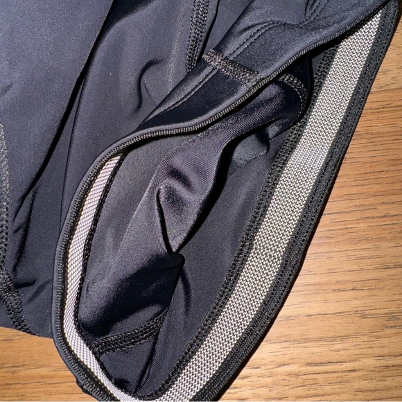 Women’s Performance- Lycra Shorts (Padded Bike Shorts) with Gel II- size M - Picture 2 of 6